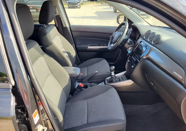 Suzuki Vitara cena 61900 przebieg: 21000, rok produkcji 2021 z Kłobuck małe 704
